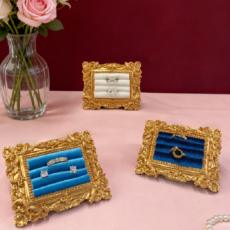 حامل عرض خواتم بتصميم إطار صور - مراجعة Resin Art Alphabet وسعره