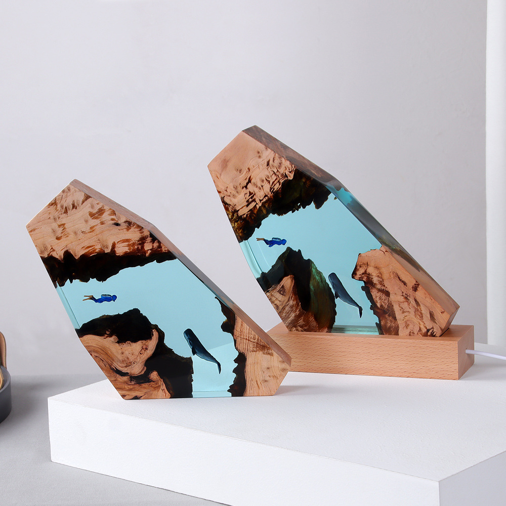 ديكور منزلي جديد على شكل غواصة - مراجعة Resin Art Anniversary Gift وسعره